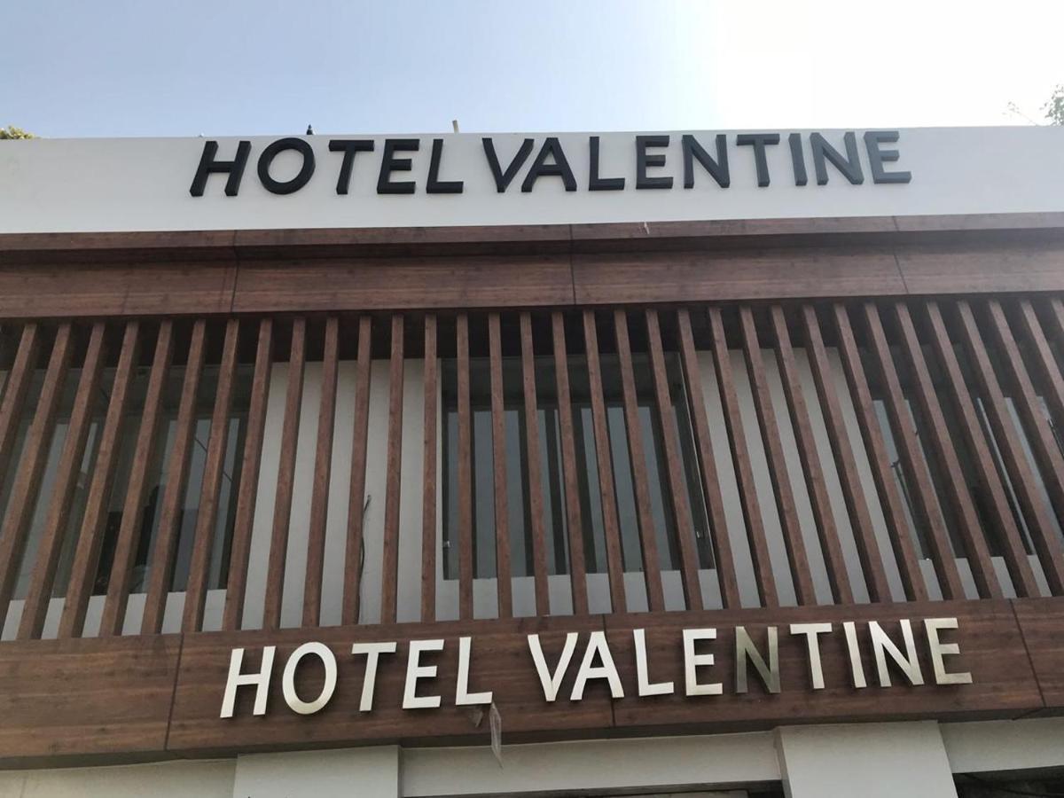 Hotel Valentine Muzaffarnagar 외부 사진